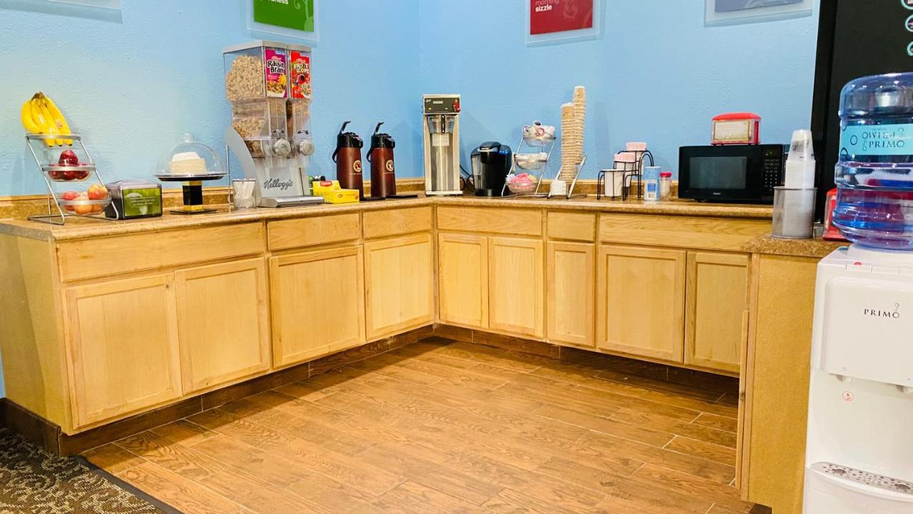 Travel Inn Marston 외부 사진
